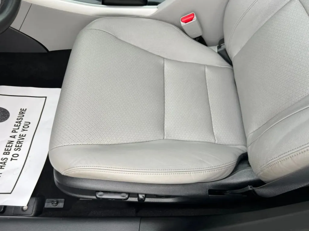 Honda Accord photo 25