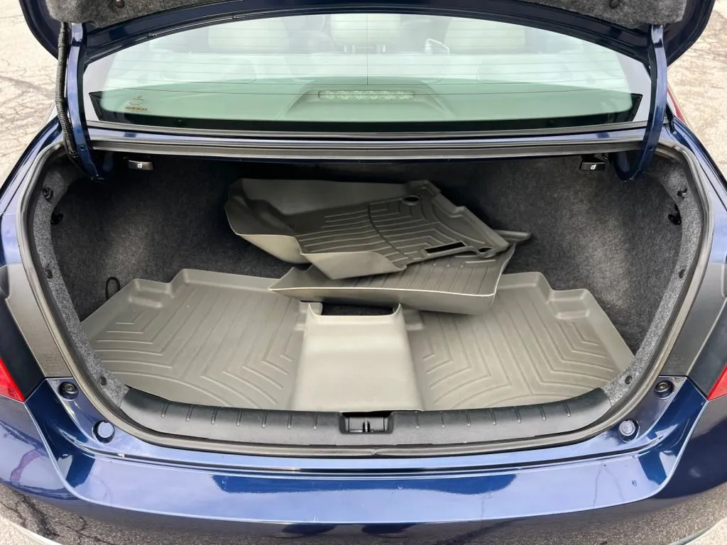 Honda Accord photo 22