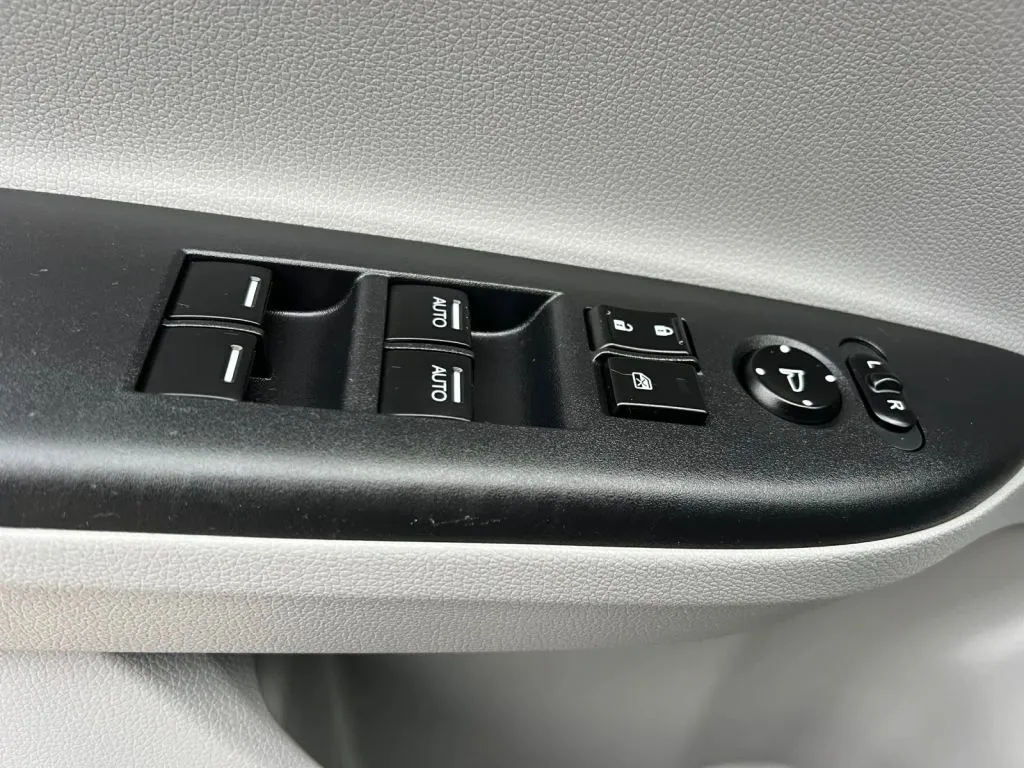 Honda Accord photo 47