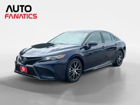 Blue 2022 Toyota Camry SE Sedan 4D for sale in Fredericksburg, VA