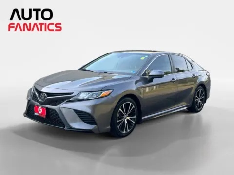 Gray 2020 Toyota Camry SE Sedan 4D for sale in Fredericksburg, VA