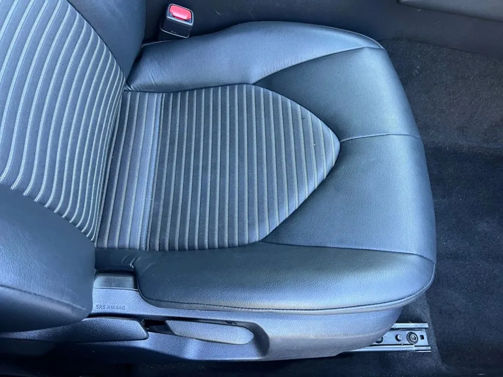 Toyota Camry photo 17