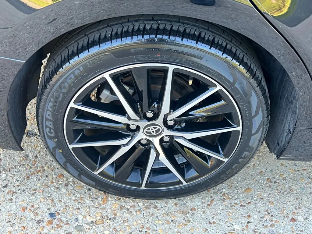 Toyota Camry photo 35