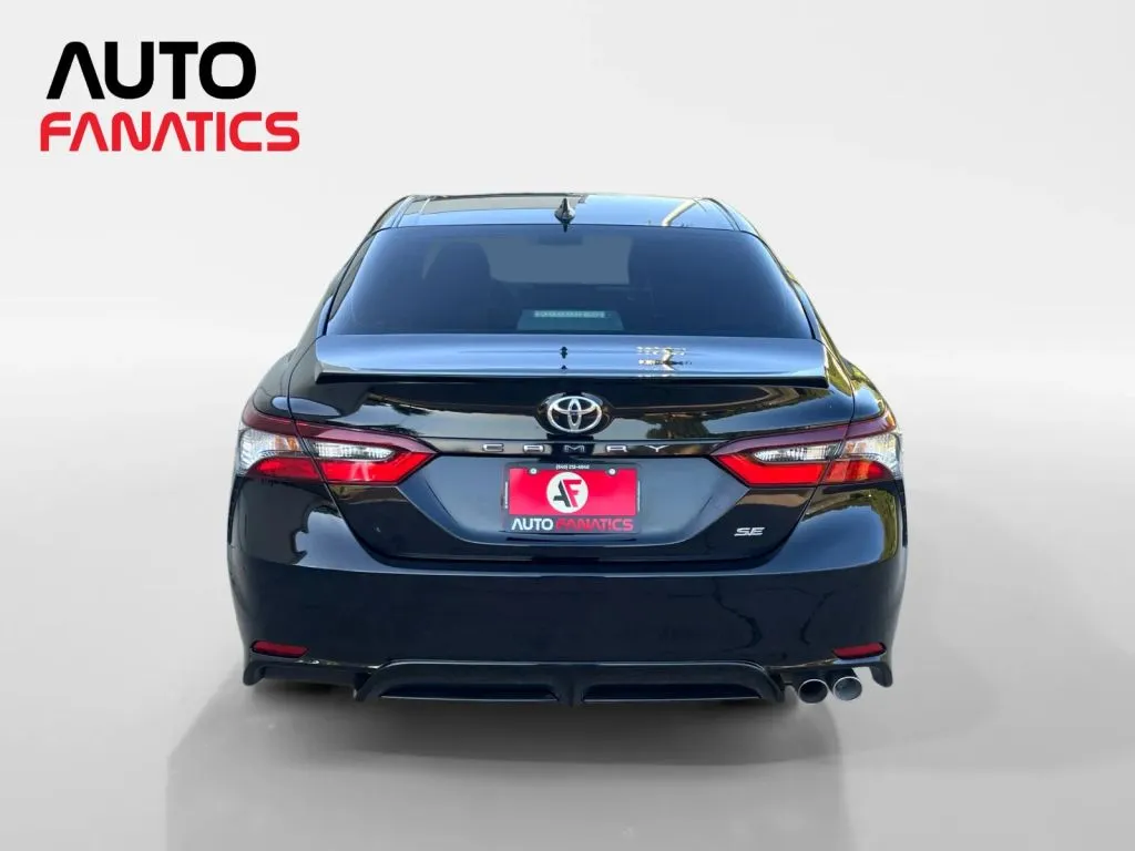Toyota Camry photo 4