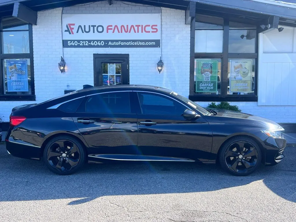 2018 Honda Accord Touring Sedan 4D