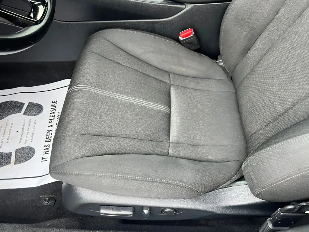 Honda Accord photo 24