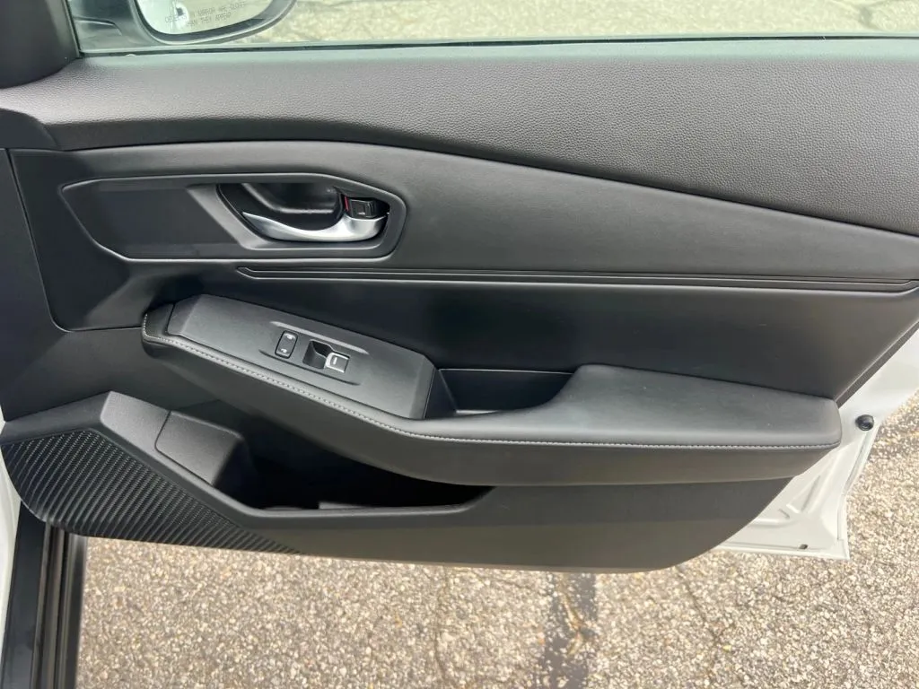 Honda Accord photo 18