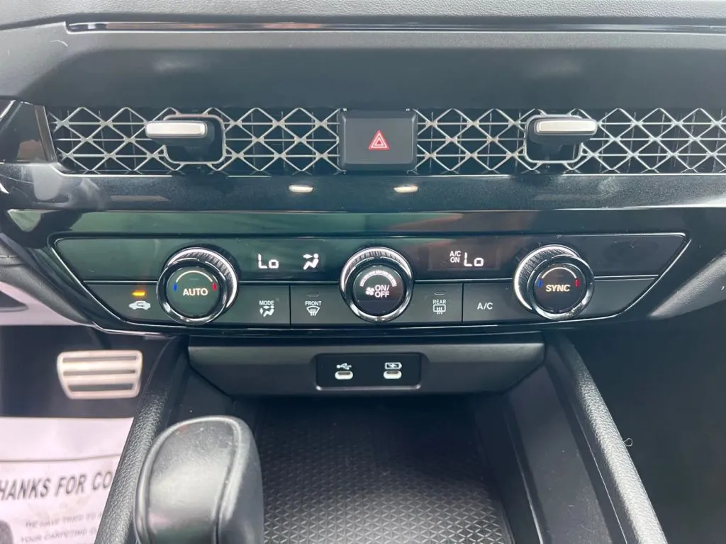 Honda Accord photo 42