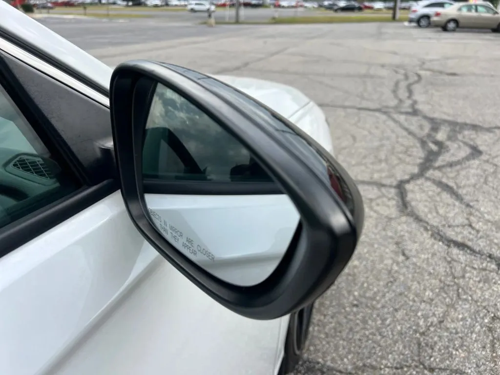 Honda Accord photo 35