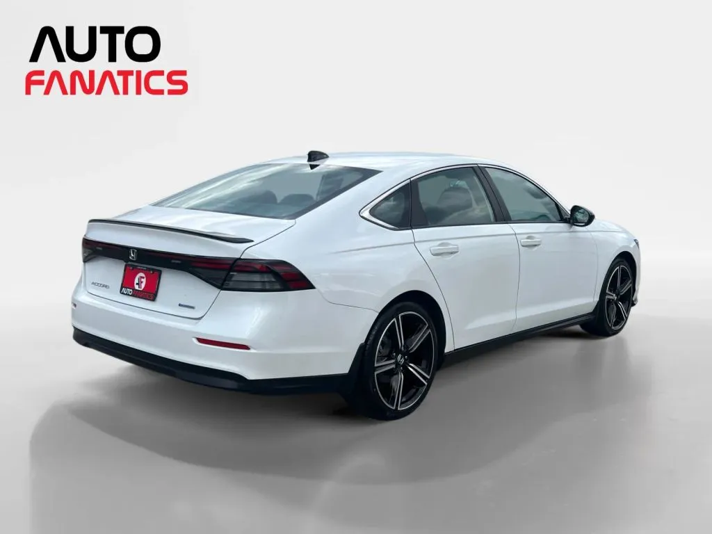 Honda Accord photo 6
