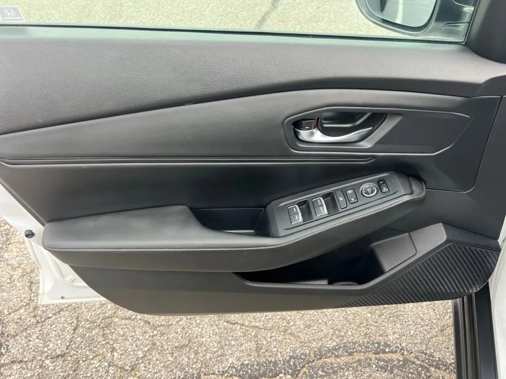 Honda Accord photo 26