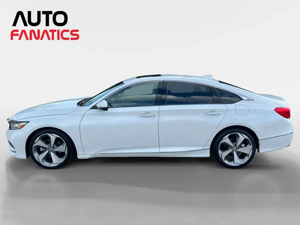 Honda Accord photo 2