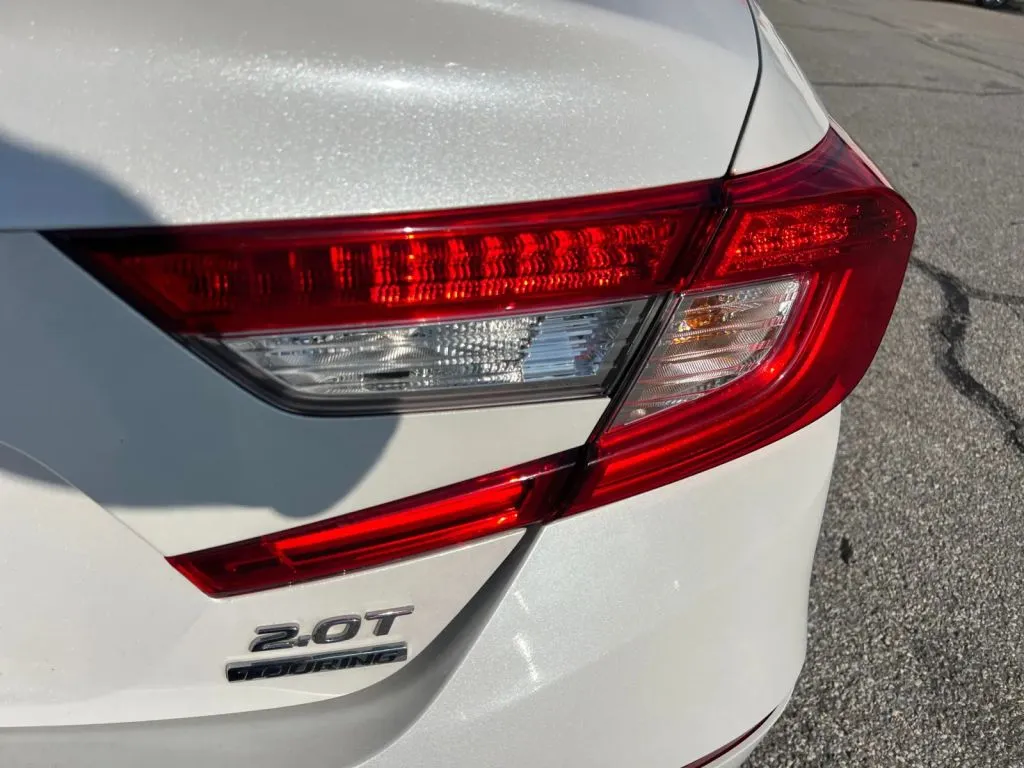 Honda Accord photo 37