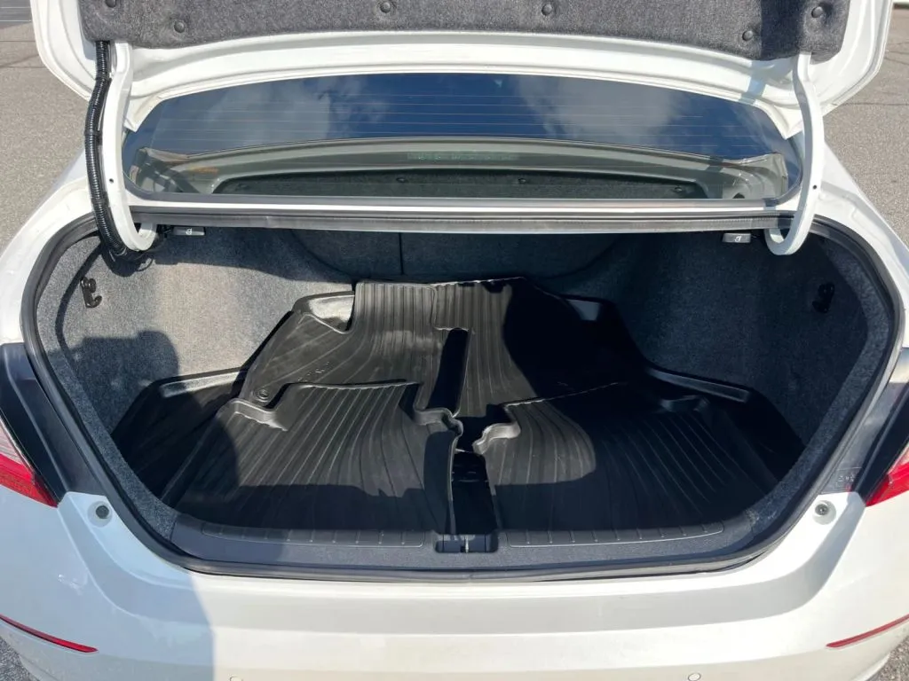 Honda Accord photo 21