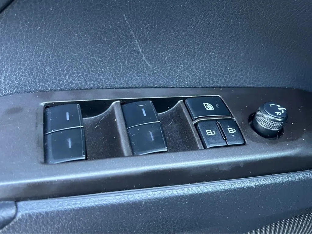 Toyota Camry photo 47
