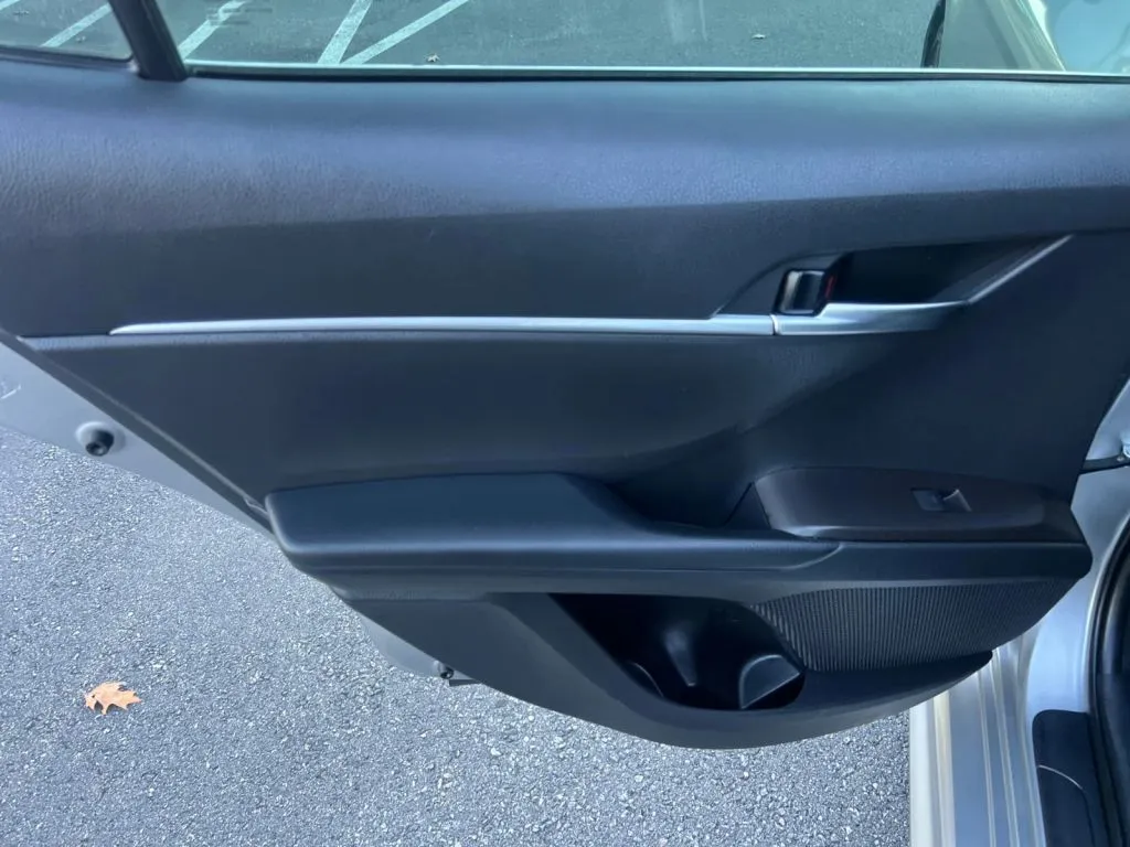 Toyota Camry photo 24