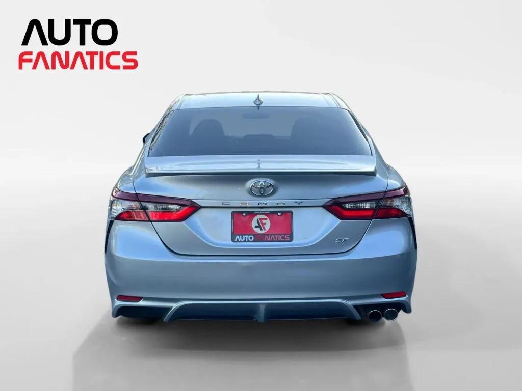 Toyota Camry photo 4