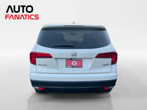 More photos of 2017 Honda Pilot EX-L Sport Utility 4D at Auto Fanatics, VA