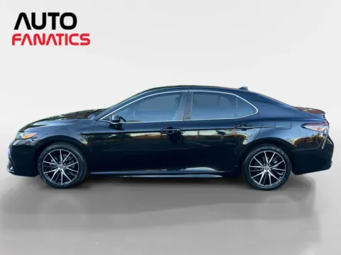 Photos of 2023 Toyota Camry SE Sedan 4D for sale in Fredericksburg, VA at Auto Fanatics