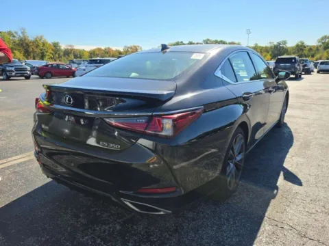 More photos of 2019 Lexus ES 350 F Sport Sedan 4D at Auto Fanatics, VA