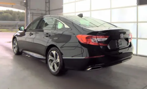 More photos of 2018 Honda Accord EX-L Sedan 4D at Auto Fanatics, VA
