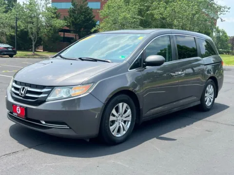 Photos of 2016 Honda Odyssey EX-L Minivan 4D for sale in Fredericksburg, VA at Auto Fanatics