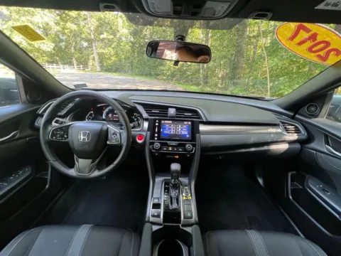 Photos of 2017 Honda Civic EX Hatchback 4D for sale in Fredericksburg, VA at Auto Fanatics