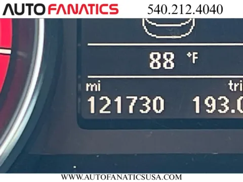 Photos of 2018 Volkswagen Passat 2.0T SE Sedan 4D for sale in Fredericksburg, VA at Auto Fanatics