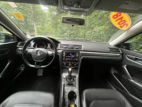 Photos of 2018 Volkswagen Passat 2.0T SE Sedan 4D for sale in Fredericksburg, VA at Auto Fanatics