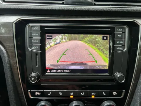 More photos of 2018 Volkswagen Passat 2.0T SE Sedan 4D at Auto Fanatics, VA