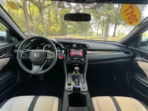 Photos of 2017 Honda Civic EX Hatchback 4D for sale in Fredericksburg, VA at Auto Fanatics