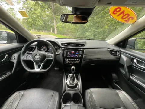 Photos of 2019 Nissan Rogue SL Sport Utility 4D for sale in Fredericksburg, VA at Auto Fanatics