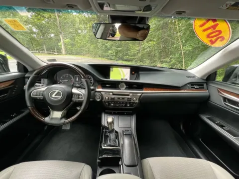 Photos of 2017 Lexus ES 350 Sedan 4D for sale in Fredericksburg, VA at Auto Fanatics