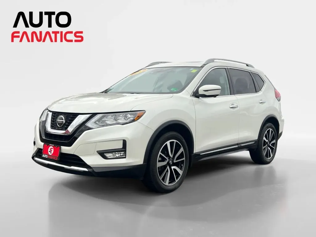 2019 Nissan Rogue SL's photo