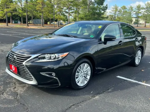 Photos of 2016 Lexus ES 350 Sedan 4D for sale in Fredericksburg, VA at Auto Fanatics