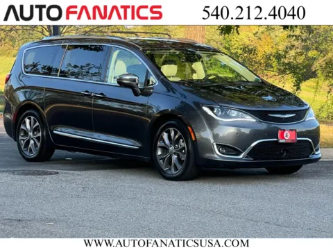 Gray 2017 Chrysler Pacifica Limited Minivan 4D for sale in Fredericksburg, VA