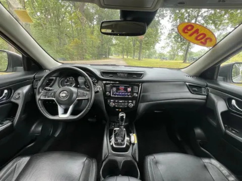 Another view of 2019 Nissan Rogue SL Sport Utility 4D for sale in Fredericksburg, VA at Auto Fanatics
