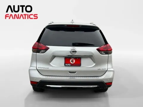 More photos of 2019 Nissan Rogue SL Sport Utility 4D at Auto Fanatics, VA