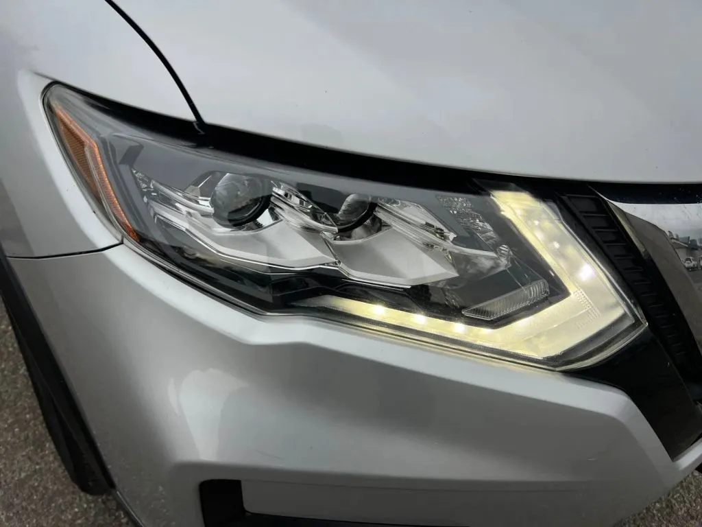 2019 Nissan Rogue SL - Photo 32