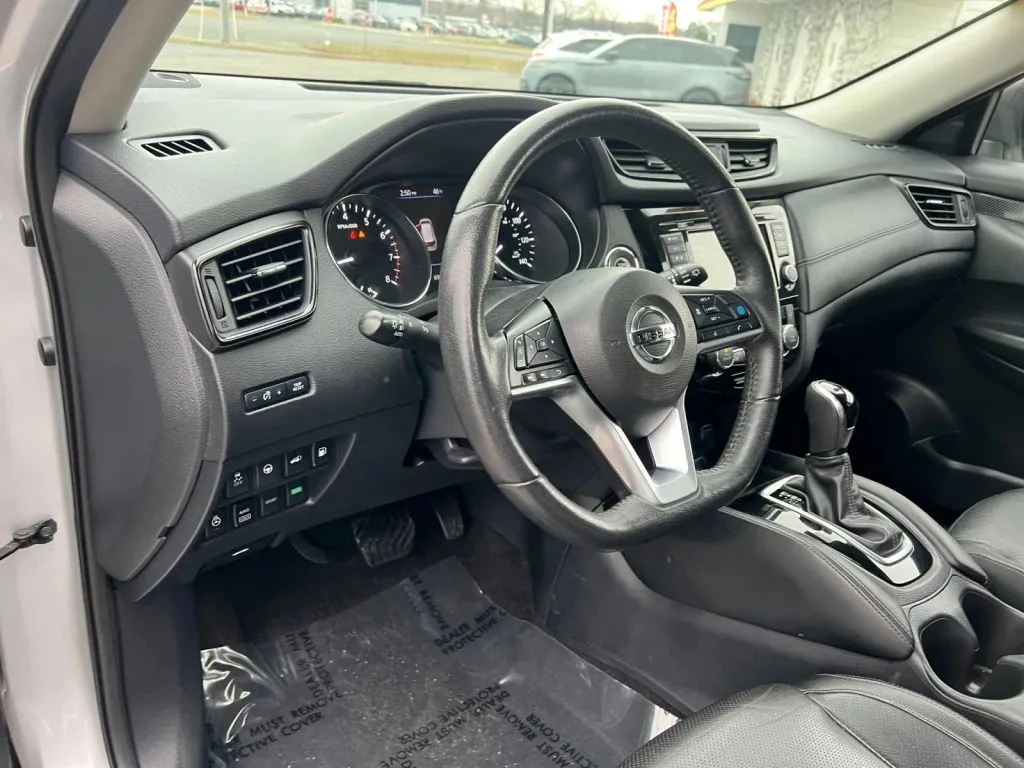 2019 Nissan Rogue SL - Photo 25