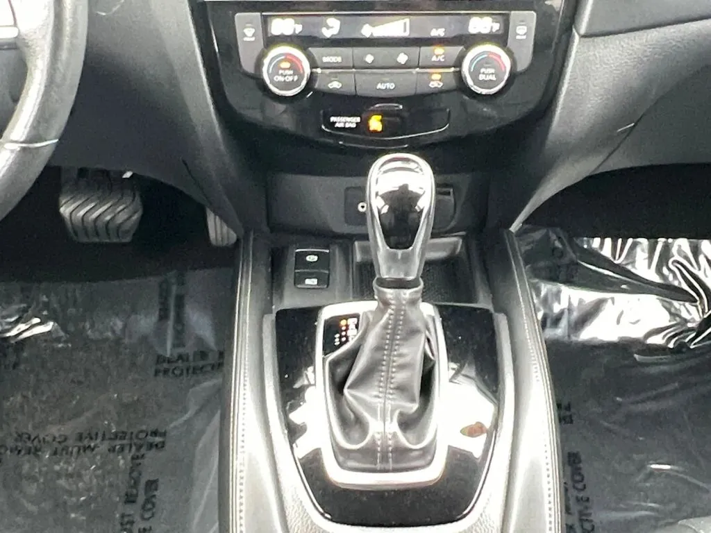 2019 Nissan Rogue SL - Photo 12