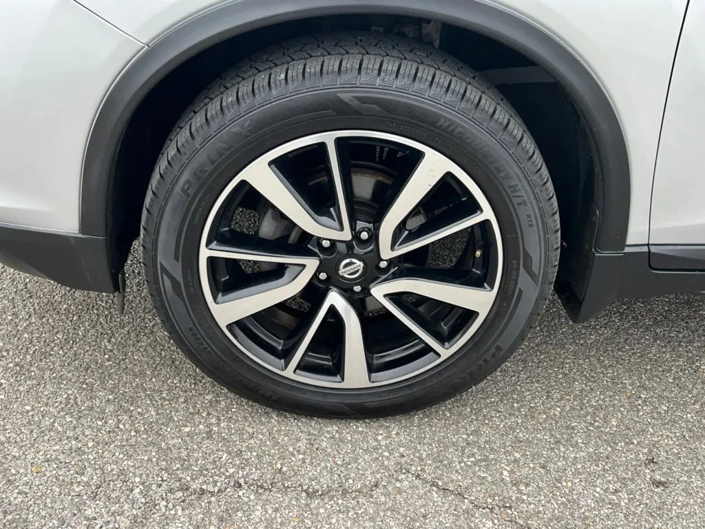 2019 Nissan Rogue SL - Photo 29