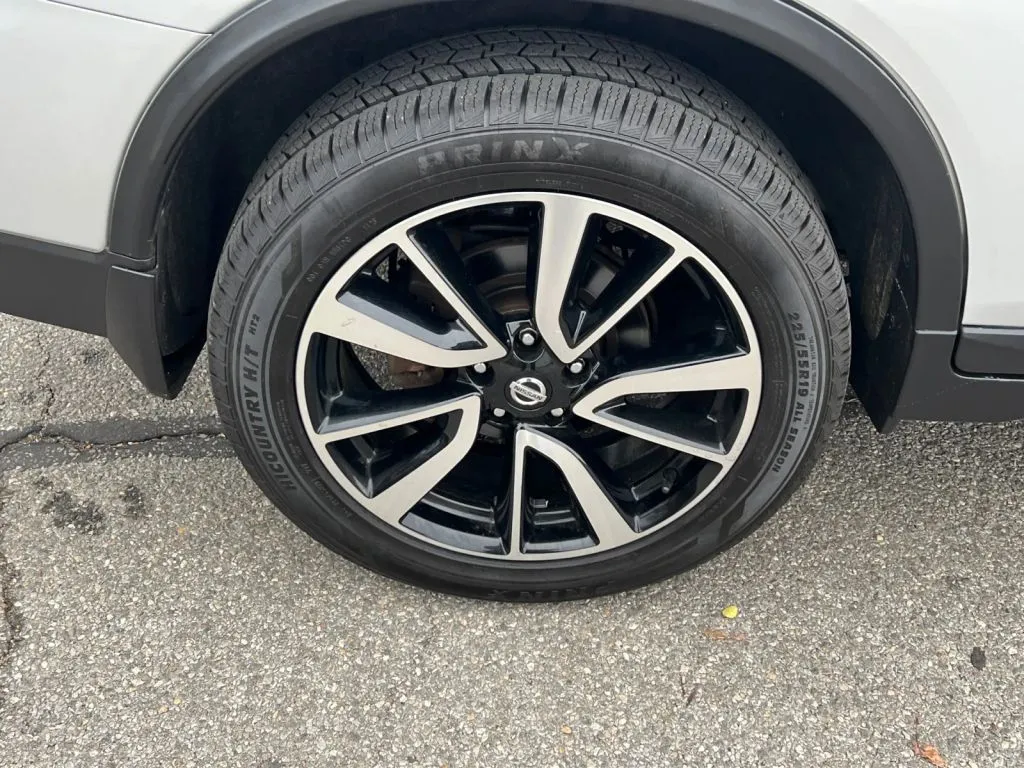 2019 Nissan Rogue SL - Photo 35