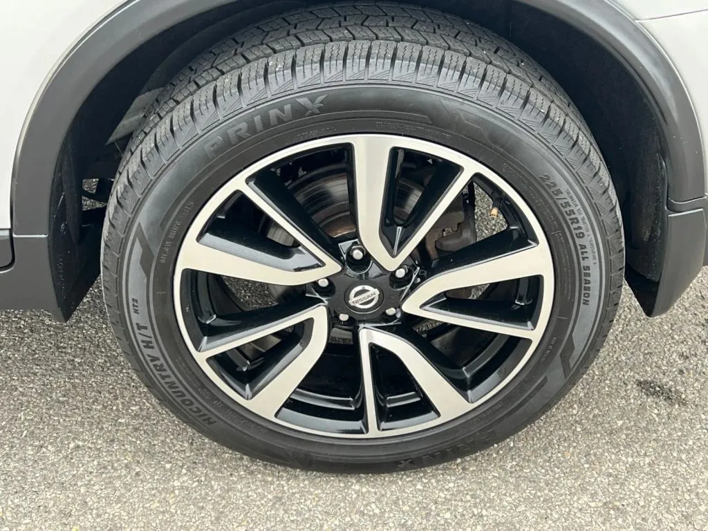 2019 Nissan Rogue SL - Photo 38