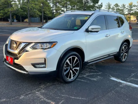 Photos of 2019 Nissan Rogue SL Sport Utility 4D for sale in Fredericksburg, VA at Auto Fanatics