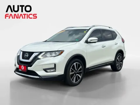 White 2019 Nissan Rogue SL Sport Utility 4D for sale in Fredericksburg, VA
