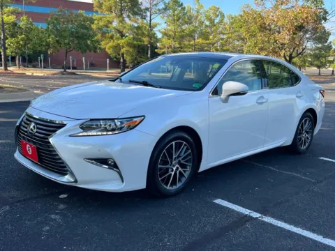 Photos of 2017 Lexus ES 350 Sedan 4D for sale in Fredericksburg, VA at Auto Fanatics