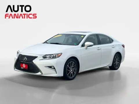 White 2017 Lexus ES 350 Sedan 4D for sale in Fredericksburg, VA