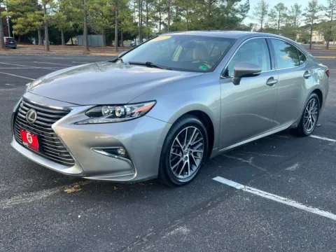 Photos of 2017 Lexus ES 350 Sedan 4D for sale in Fredericksburg, VA at Auto Fanatics