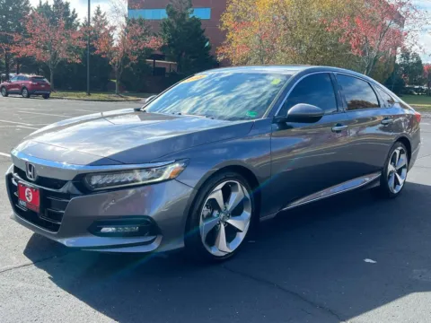 Photos of 2018 Honda Accord Touring Sedan 4D for sale in Fredericksburg, VA at Auto Fanatics